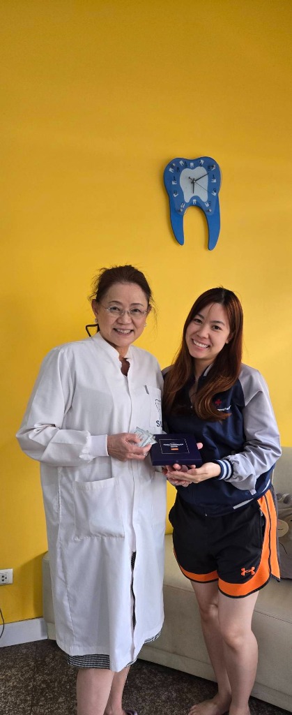 Happy patient at @Bangkok Dental